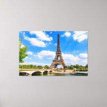 París, la Torre Eiffel y el río Sena, Francia.