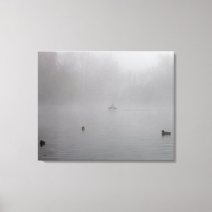 Lienzo Patos en un lago nublado