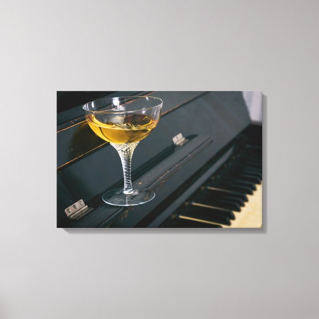 Lienzo Piano con bebida (Anverso)