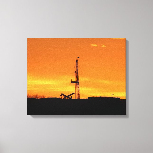 Lienzo Plataforma de trabajo de petróleo al atardecer (Anverso)