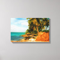 Playa tropical de ensueño con lancha de río
