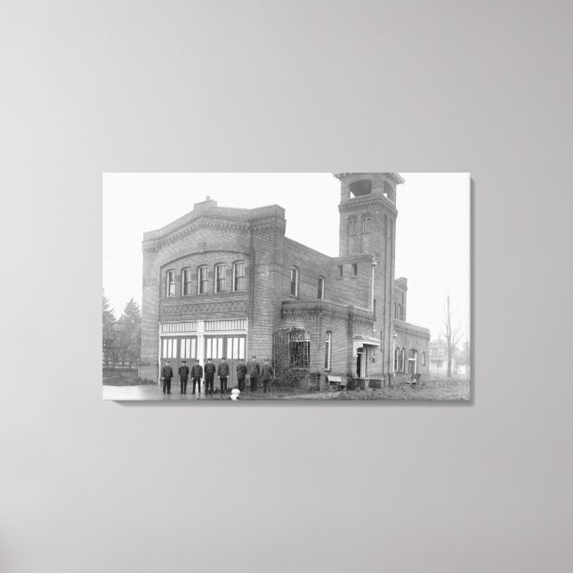 Lienzo Portland, OR Fire Station View and Tower (Anverso)