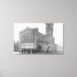 Lienzo Portland, OR Fire Station View and Tower