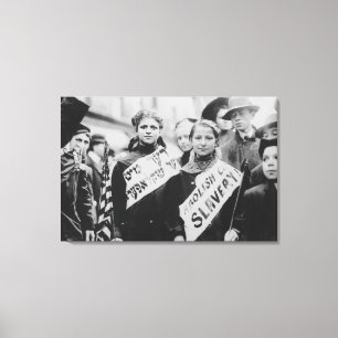 Lienzo Protesta contra el trabajo infantil en desfile lab