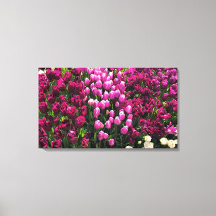Lienzo Purple Tulips Garden Bed
