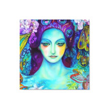 Reina de hadas encantada con mariposas