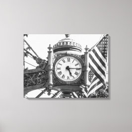 Lienzo Reloj de calle estatal | Paisaje negro y blanco