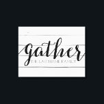 Lienzo Reuniones rusas - Madera Shiplap con familia Perso<br><div class="desc">Un moderno diseño de casa de campo con un toque moderno. Añade un apellido para hacer un gran recuerdo para cualquier pareja.</div>