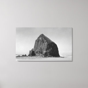 Lienzo Roca del Haystack en la playa del cañón,