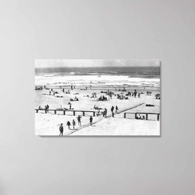 Lienzo Rockaway, Oregon Beach Scene and Swimmers (Anverso)
