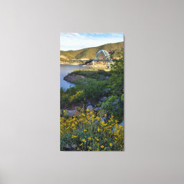 Lienzo Roosevelt Lake Bridge Arizona Yellow Wildflowers