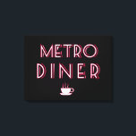 Lienzo Rótulo Metro Art Deco Diner<br><div class="desc">El Metro Art Deco Diner es un popular nombre para los huéspedes. Este letrero Diner en blanco, rojo y negro es un accesorio perfecto para su elegante casa. El Art Deco era una pasión de muchos estilos diferentes, a veces contradictorios, unida por el deseo de ser moderno a principios del...</div>