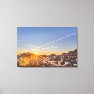 Lienzo Salida del sol en la playa Armação en