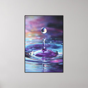 Lienzo Salpicadura de gota de agua con reflejos coloridos