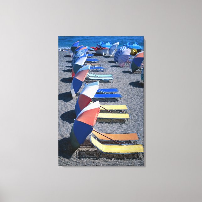 Lienzo Sillas Vacantes En La Playa (Anverso)