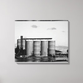 Lienzo Silos De Grano Rurales Monocromo Blanco Y Negro