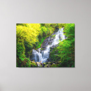 Lienzo Sinfonía de la Naturaleza: Las Cascadas de Killarn