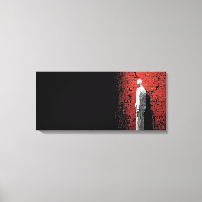 Lienzo Solitary Figure Against Red Brick Wall  (Anverso)