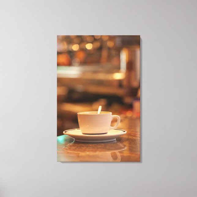 Lienzo Taza De Café En Un Café (Anverso)