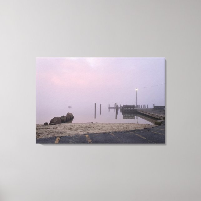 Lienzo Temprano Misty Morning Town Dock Canvas Art (Anverso)