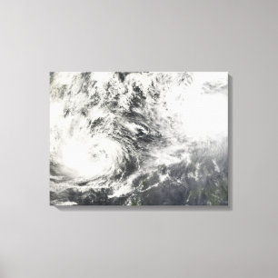 Lienzo Tifones Mitag y Hagibis