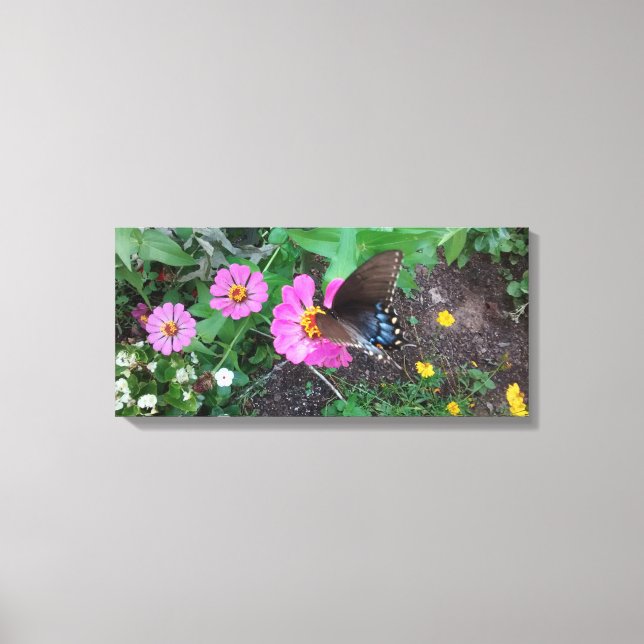 Lienzo Tigre Negro Fliando Entre Flores (Anverso)