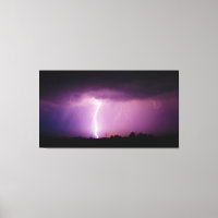 Tormenta de cielo morado