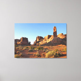 Lienzo Tres Hermanas en Arches National Park