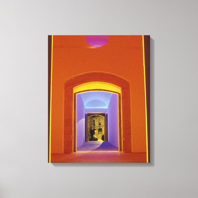 Lienzo UE, España, Barcelona. Puerta iluminada cerca de P (Anverso)