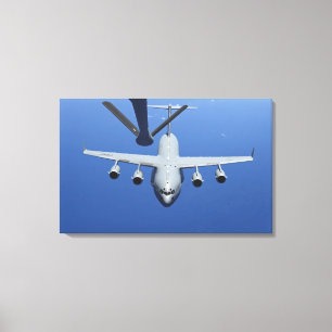 Lienzo Un C-17 Globemaster III se acerca al auge