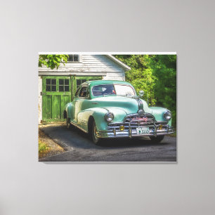 Lienzo Un hermoso torpedo Pontiac de 1947 de dos tonos de