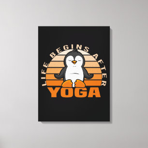 Lienzo Un lindo pingüino gracioso haciendo yoga.