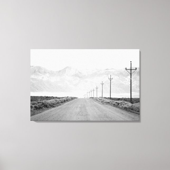 Lienzo Una carretera solitaria y líneas eléctricas | Mont (Anverso)