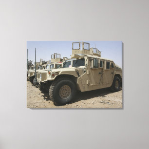 Lienzo Una fila de humvees de los militares Polic del