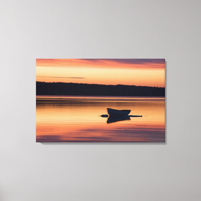 Lienzo Una skiff al amanecer en Eggemoggin Reach en Littl (Anverso)