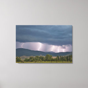 Lienzo Una tormenta de lluvia provocó relámpagos en el 