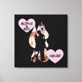 Lienzo Under Umbrella: Romantic Couple Kissing in Rain