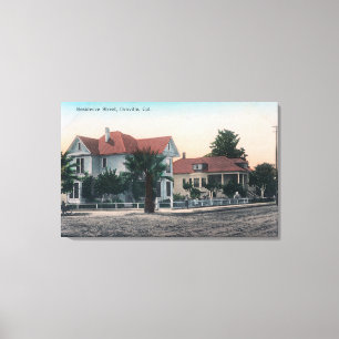 Lienzo Vista de una calle de residencia, niño en biciclet