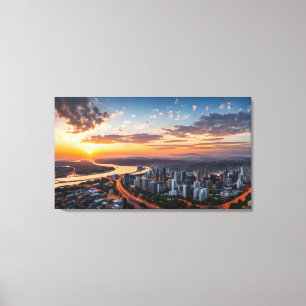 Lienzo Vista panorámica de la ciudad al atardecer