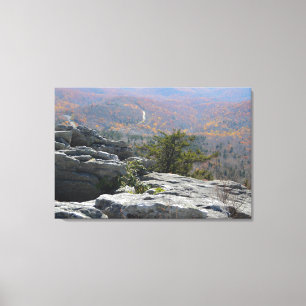 Lienzo Vista panorámica de la montaña en otoño