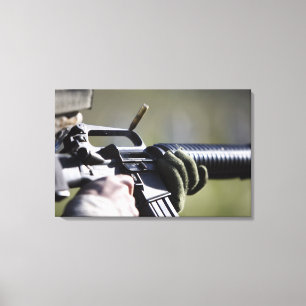 Lienzo Vuelos redondos desde la cámara de un M-16A2