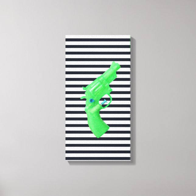 Lienzo Water pistol toy Wasserpistole Spielzeug photo art (Anverso)