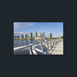 Lienzo World of Science, Vancouver, Columbia Británica, 2<br><div class="desc">COPYRIGHT Paul Thompson / DanitaDelimont.com | CN02 PTH0015.jpg | Mundo de la ciencia,  Vancouver,  Columbia Británica,  Canadá</div>