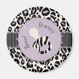 Lila del imán del chica del guepardo