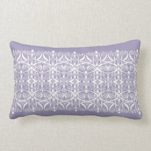 Lila y almohada blanca del modelo de Nouveau