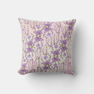 lilac almohada de lanzamiento floral