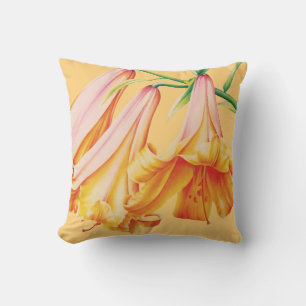 Lilies naranja almohada de tiro amarillo