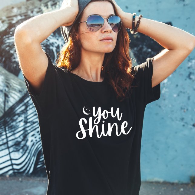 Limpias la camiseta de las mujeres (Subido por el creador)