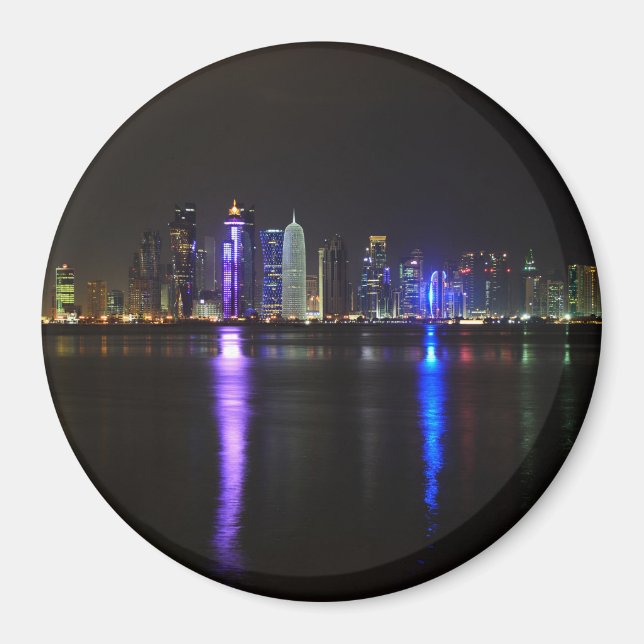 Línea aérea de Doha, Qatar en imán nocturno (Frente)