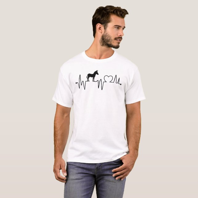Línea de latido y amor con camiseta de burro (Anverso completo)